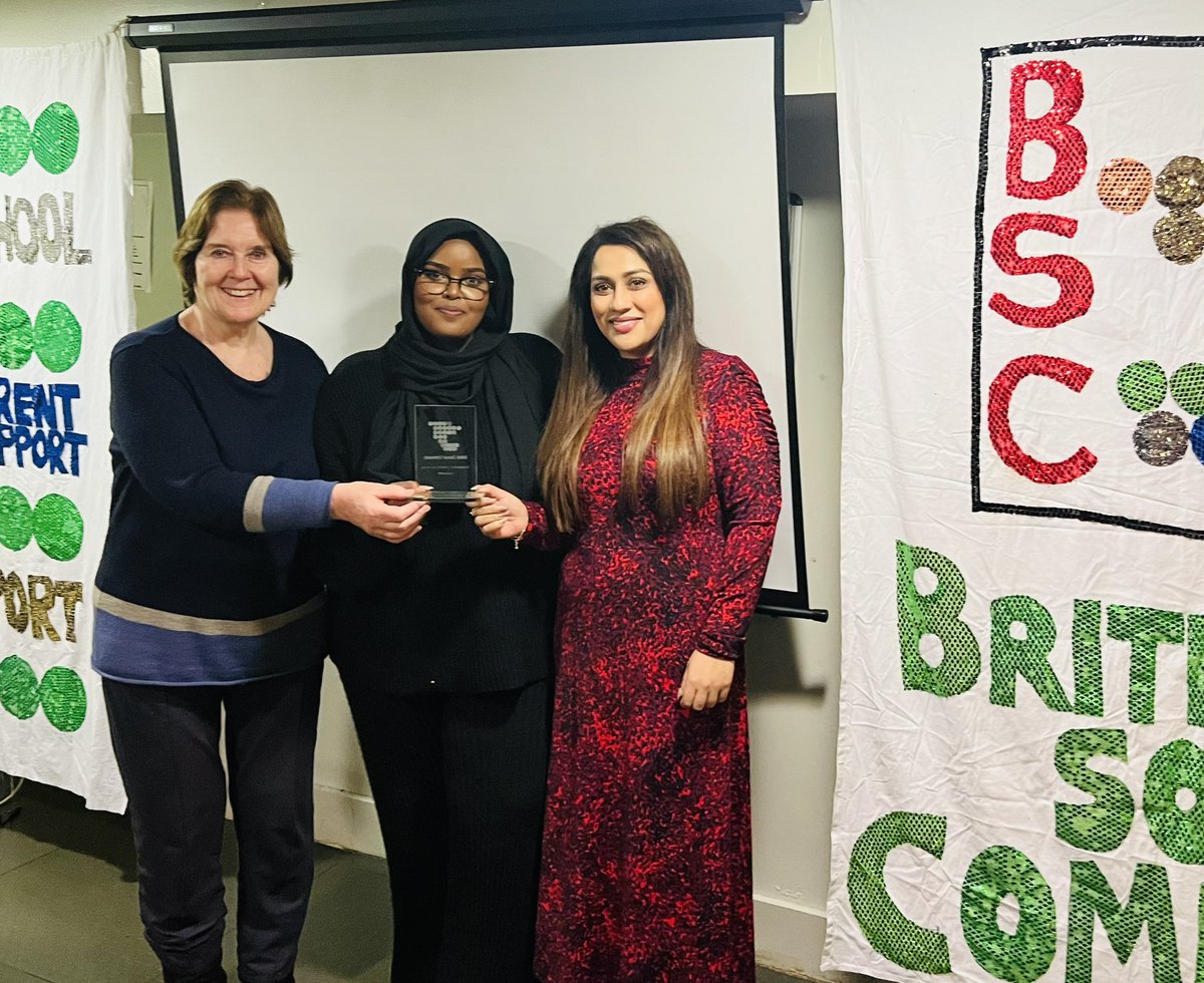 BritishSomaliCo's tweet photo. Congrats to all our award winners. Incredible women who’ve done so much to make our community better, from Dr Faduma Haji, who led BSCC’s campaign against FGM, to our former pupil &amp; volunteer @HafsaISalwe, now an inspiring businesswoman.

We were so proud to celebrate you all 👏🏾 https://t.co/QDxzth4Qjb