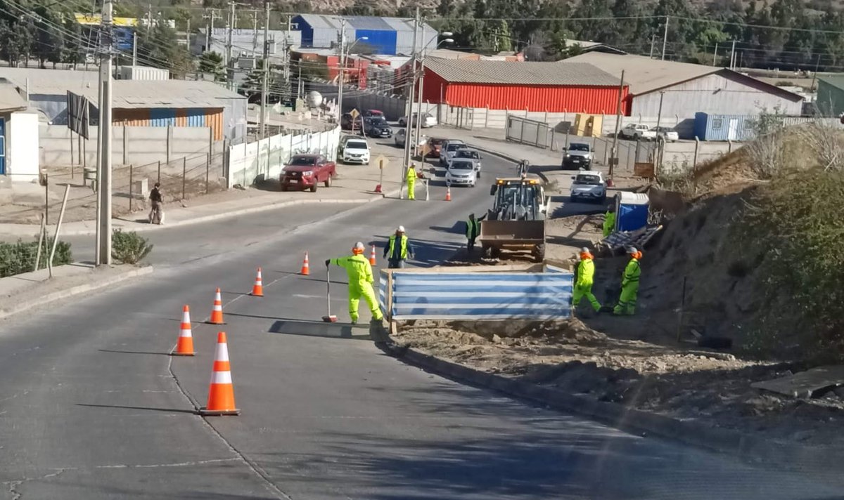 GetBlockGamer's tweet photo. #RenovacionDeRedes 📣 Recuerda que estamos ejecutando obras de renovación de redes de #AguaPotable 💧en varios puntos de #Illapel, revisa más detalles en el siguiente link 👇: https://t.co/gSjZOdKzSt https://t.co/cunujPXkvv
