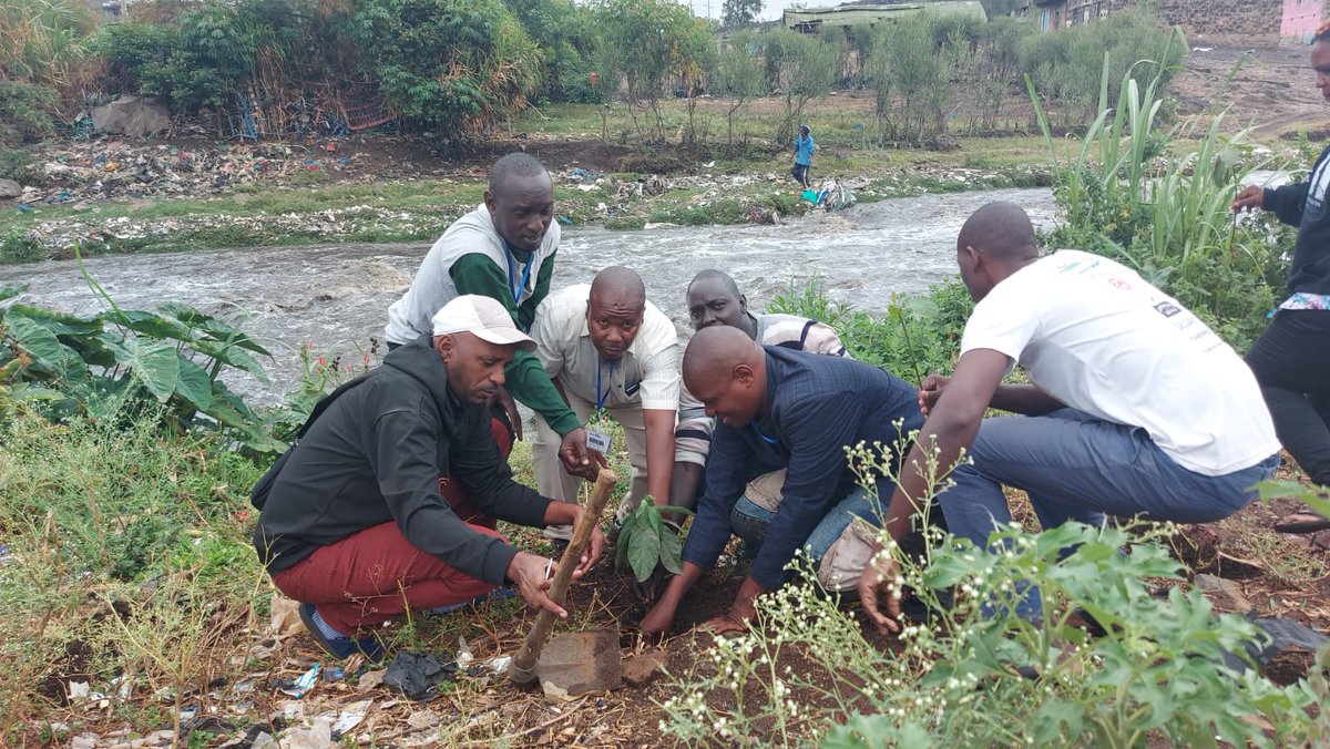 Blep_Kenya's tweet photo. We hosted a consortium of groups from Mombasa courtesy of @HandinHandEA Partnership is a key component sdg on building strong and sustainable development. They planted tree on the reparian of Nairobi adjacent to out office to commemorate the visit. #BlepRising https://t.co/mEHp5RznqN