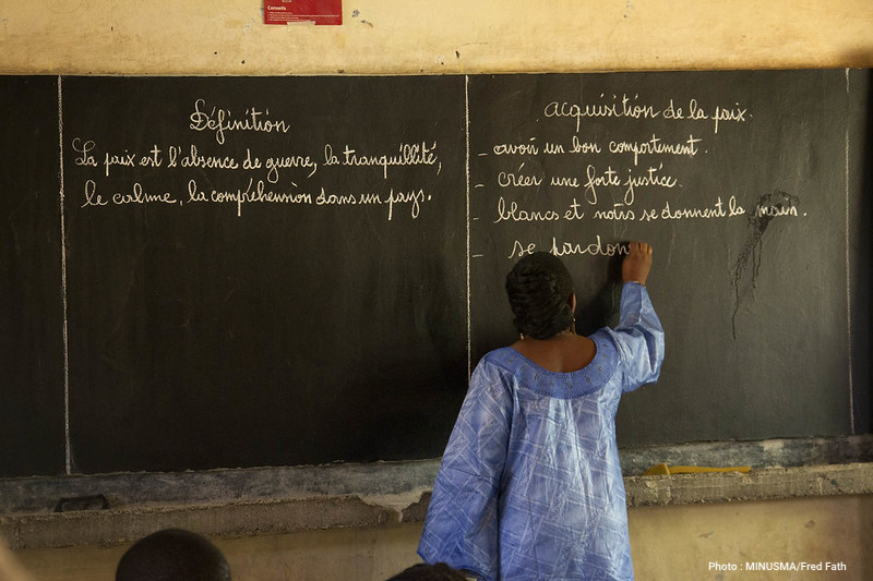 ONU_fr's tweet photo. Près de 321 millions de personnes dans le monde parlent français.

Célébrons le multilinguisme et la diversité culturelle ce #20mars, Journée de la langue française. https://t.co/OXHrjQHogS https://t.co/Zmbh1IIplp