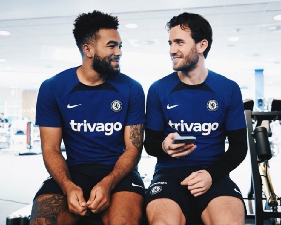 londonbluenews's tweet photo. Retweet this tweet to gain 7OO chelsea mutuals. Comment 💙💙 Let’s go #cfc https://t.co/Zm6yd2H7EB