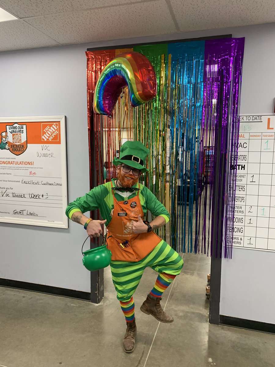 GairettLamkin's tweet photo. Greensboro has it very own Leprechaun! Thanks Davy https://t.co/qRJ2NIqyqP
