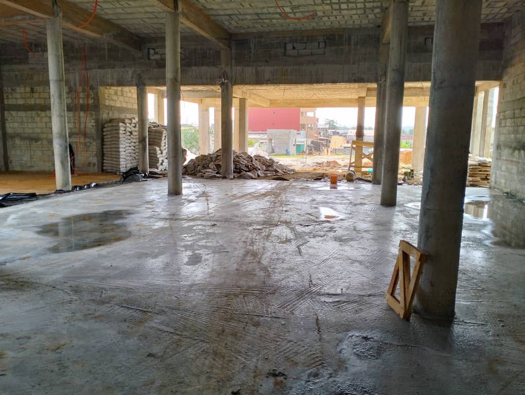MasroorCentre's tweet photo. Sharing latest photos of @MasroorCentre welcoming lobby area and reception. So gratifying to see the project coming together so beautifully. Exciting times ahead! @HFI1995 @HumanityFirstUK @Healthcare_HF @humanityfirst https://t.co/1bHpGTqQrw