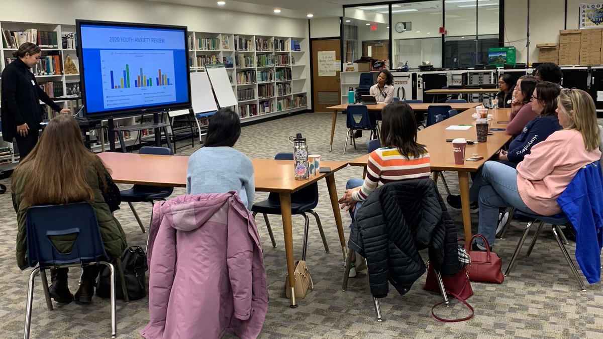 cloonanprincipl's tweet image. Our thanks to Daniella Arias of @TheHubCT1 for sharing vital information with Cloonan parents on how to recognize and respond to anxiety in teens and adults. A recording will be posted online. @SPSSuper @spsassistsuper @StamAdvoSchools #SPSPrepare #SPSHeart #SPSMind #cmsnews