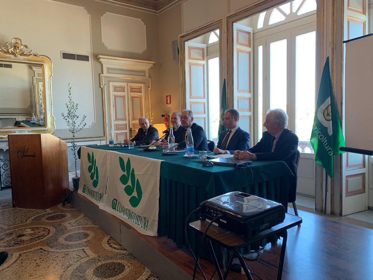 Xylella, Confagricoltura: serve cambio di passo, il Governo nomini un commissario
confagricolturapuglia.com/xylella-confag…