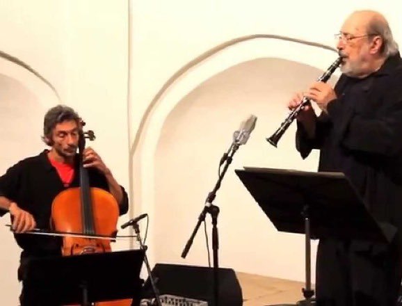 rob_cosentini's tweet photo. Global catharsis thanks to dir. Silvia Briozzo, Gabriella Erba,  screenpl. @CarmenPellegr20 &amp; epic music by Gianluigi Trovesi Duo

#MedHumChat  @ICLSColumbia
@davidcarr333 @EMManchester @EuropSocEM @SIMEU_EM @baglivo_s  @petrosoniak @EMHighAK @danilocav @EugeniaBelotti @First10EM https://t.co/JVGTQ26zTI