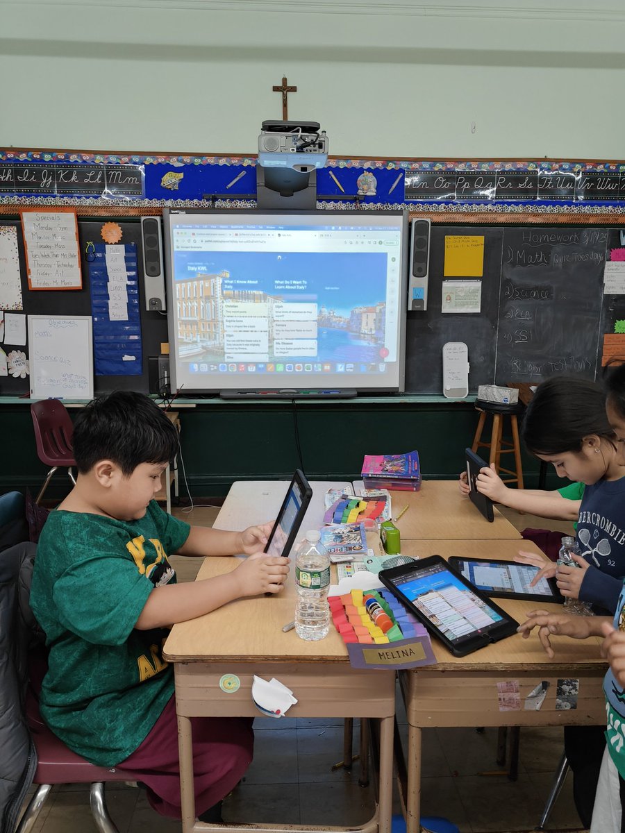 SACAELASS345's tweet photo. We have started what is arguably the favorite unit in third grade social studies: Italy. https://t.co/PHXDrZceRK