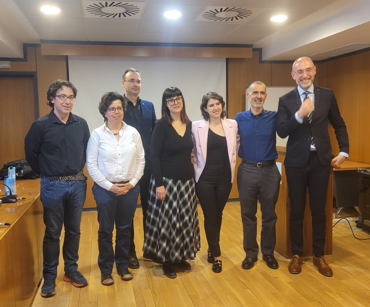 IPARCOS_UCM's tweet photo. Congratulations to our new IPARCOS PhD graduate!

We applaud Dr Mercè Guerrero Román who successfully defended her thesis obtaining the cum laude mention!

Dr Guerrero’s thesis was supervised by Dr Diego Rubiera from Universidad Complutense

Enhorabona , Mercè ! https://t.co/ffDyTdPZ75