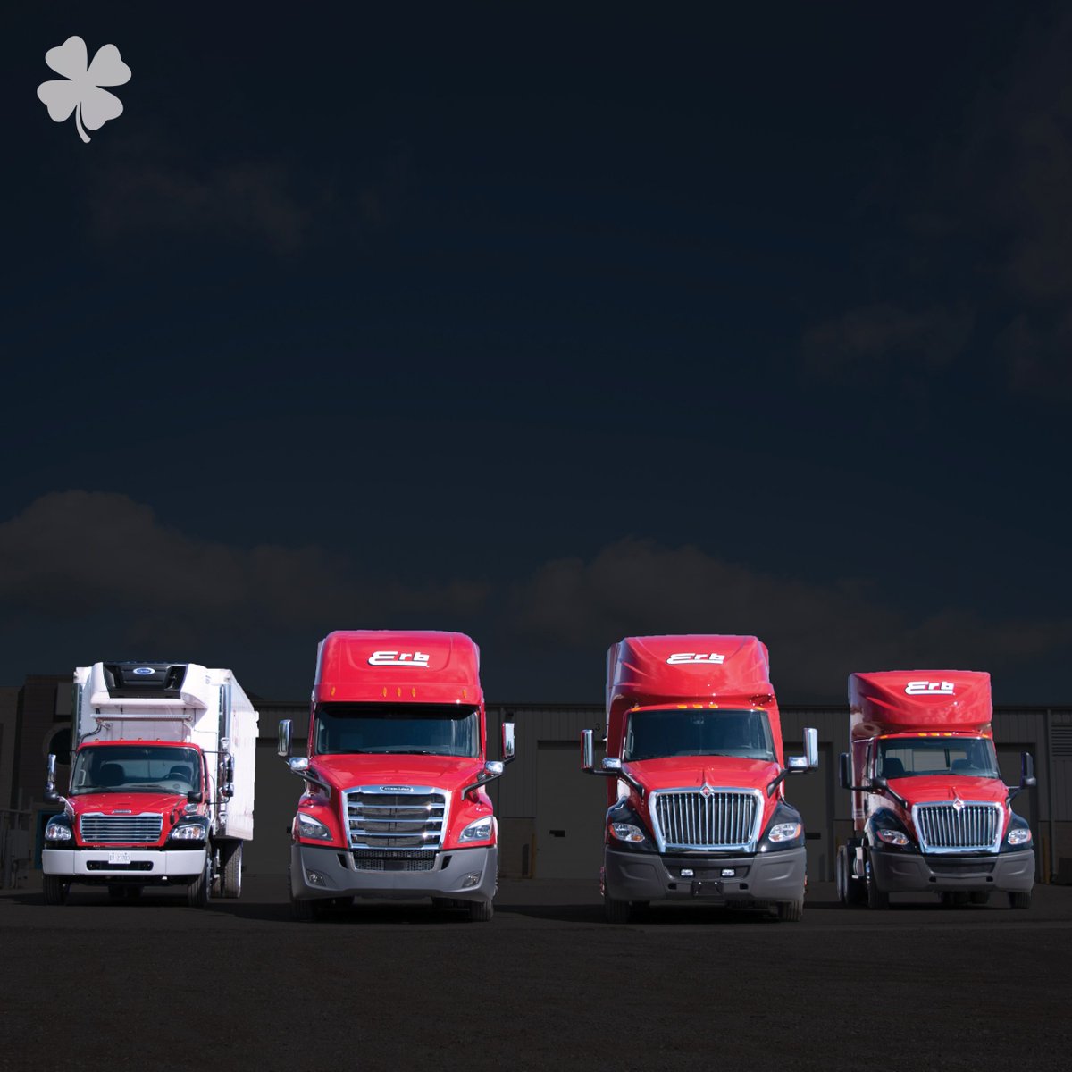 ErbTransport's tweet photo. βοΈReady to Shamrock and Roll! βοΈ
Happy St. Patricks Day!
#AnotherCoolMove #ErbTransport https://t.co/HvDElQ8qOs