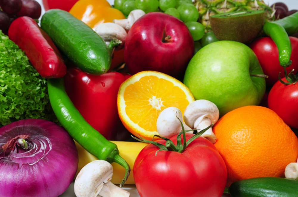 AHealthyBod's tweet photo. What Are Flavonoids?
Flavonoids are powerful antioxidants with anti-inflammatory and immune system benefits. Diets rich in flavonoid-containing foods are sometimes associated with disease prevention. https://t.co/d63cpqxgn8 https://t.co/jnDzBJ9Ksv