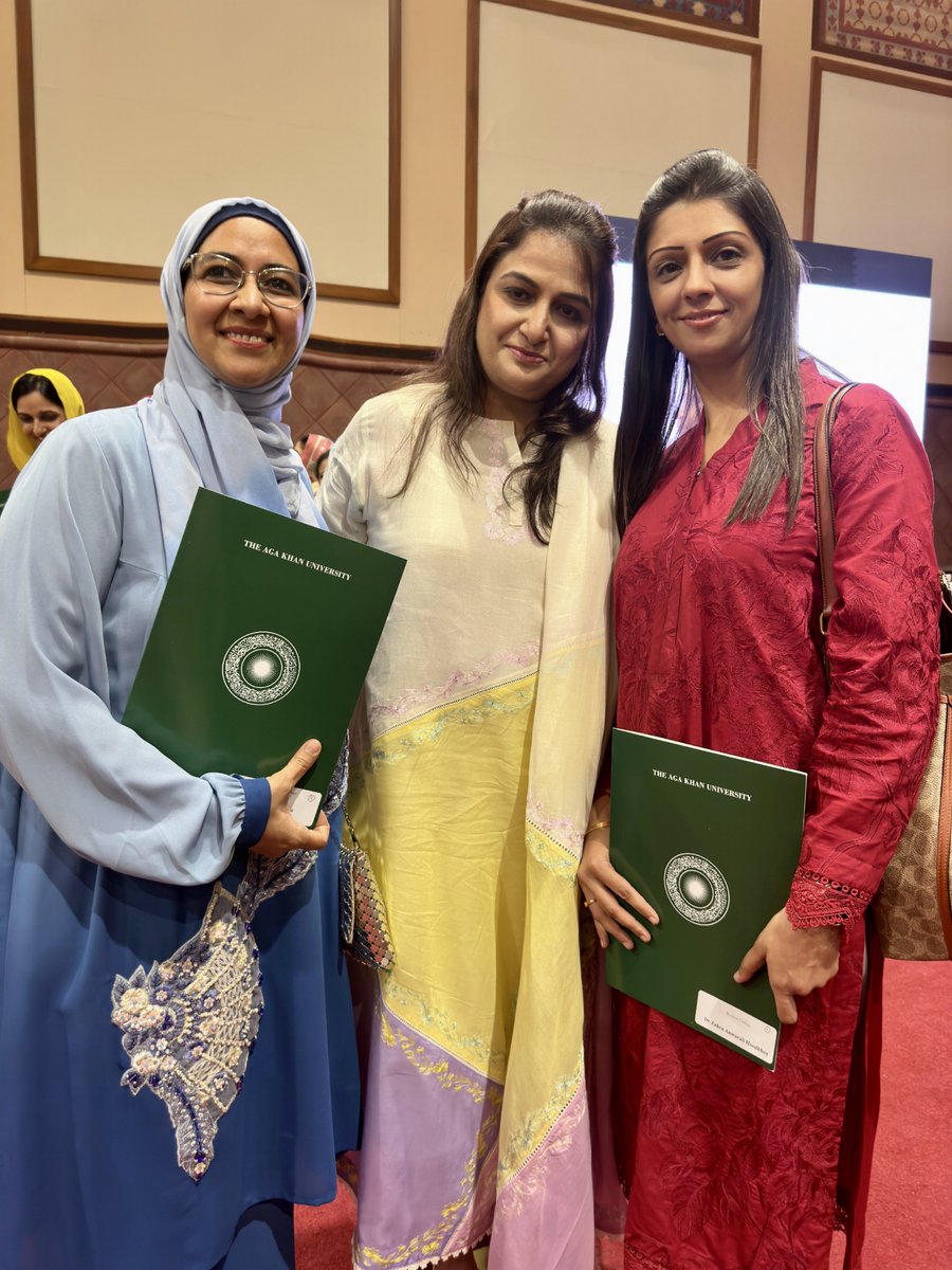 Fyezah Jehan π©π»βπ»π΅π° (@fyezahjehan) on Twitter photo A special shoutout to our ladies levelling it up πwith distinctions in MSc Epidemiology&Biostatistics (<a href="/AneelaPasha/">Aneela Pasha</a>)
and Ph.D. Population&Public Health (<a href="/HoodbhoyZahra/">Zahra Hoodbhoy</a>) #Keepshining β¨ππ« A special shoutout to our ladies levelling it up πwith distinctions in MSc Epidemiology&Biostatistics (<a href="/AneelaPasha/">Aneela Pasha</a>)
and Ph.D. Population&Public Health (<a href="/HoodbhoyZahra/">Zahra Hoodbhoy</a>) #Keepshining β¨ππ«