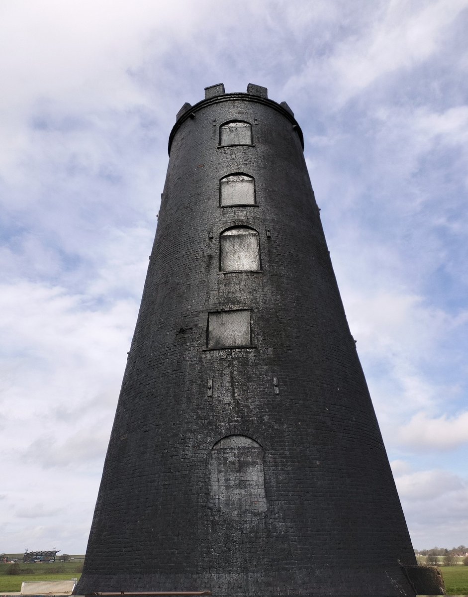 RayFrench15's tweet photo. The dark tower - ancestral home of the Dark Lord of Beverley, whose reign of terror left an indelible stain on this charming, genteel town #madeupstuff https://t.co/9IO24QAdjg