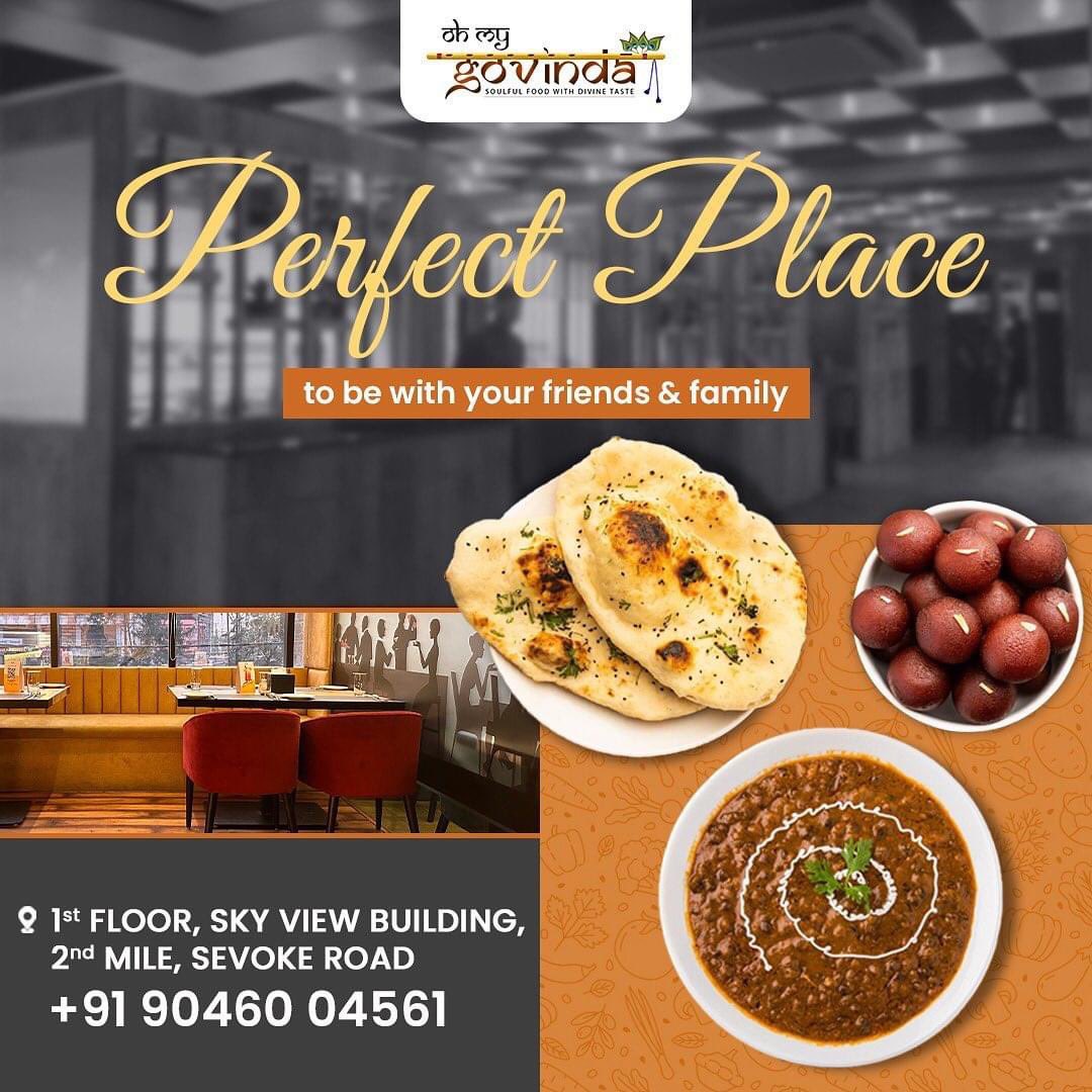 MayankPoddar5's tweet photo. Perfect place to be with your family &amp; friends❣️

📍1st floor, sky view building, 2nd mile, Sevoke road. 

#ohmygovinda #ohmygovindafinedinerestaurant #finedine #elegance #yummy #food #culinary #experience #family #friends #Darjeeling #WestBengal #siliguri https://t.co/6fBtAFMRFa