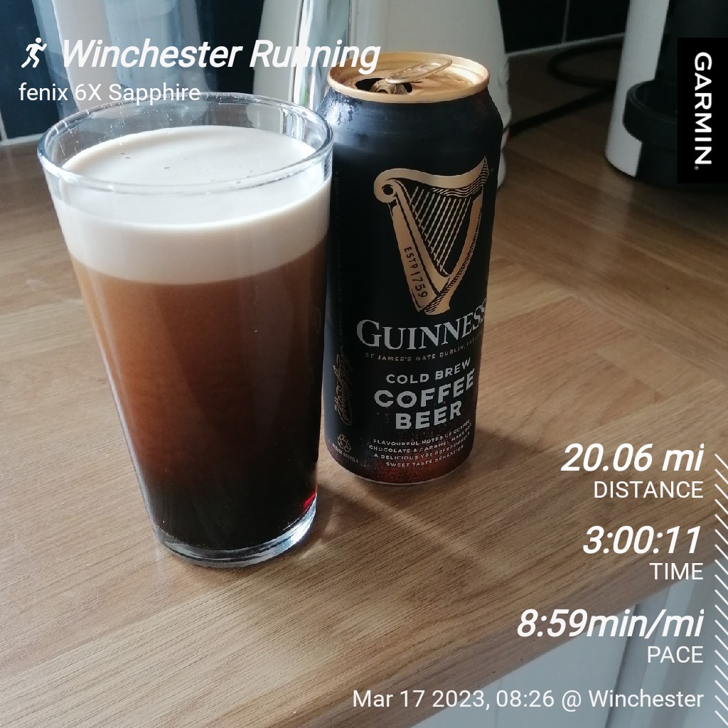 E13whu's tweet image. A foggy morning social jogging session followed by a coffee brew Guinness recovery drink. Boom🇮🇪🍀 #TWCStpatricks #TWC #twittawinterchallenge