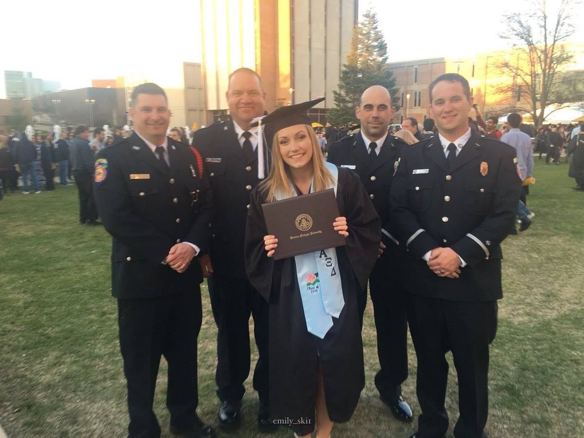 'My dad was killed in the line of duty 10 months before i graduated college so guys from his station came and surprised me at my graduation.' 💕

⭕️ Follow @EpochInspired for more interesting content everyday!