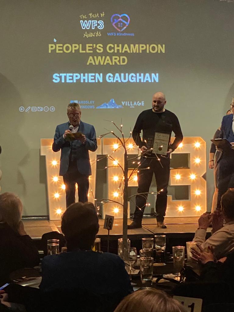 SteGorny's tweet photo. Well, last night was fun!!!
Huge congrats to the @wf3kindness team for a great night!
A charity you should all follow and support πͺ
Thank you to those who voted for me for the "People's Champion'" award!
It means alot π
Onwards and upwards #APAW #LS27FC @LS27_FC #grassroots https://t.co/uTkucEYe08
