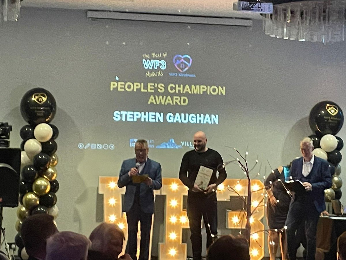 SteGorny's tweet photo. Well, last night was fun!!!
Huge congrats to the @wf3kindness team for a great night!
A charity you should all follow and support πͺ
Thank you to those who voted for me for the "People's Champion'" award!
It means alot π
Onwards and upwards #APAW #LS27FC @LS27_FC #grassroots https://t.co/uTkucEYe08