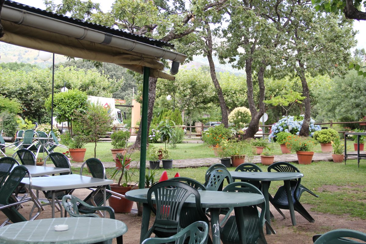 valledeltietar's tweet photo. Complejo Turístico La Mata
Camping Bungalows Restaurante Madrigal de la Vera Gredos
https://t.co/GPcBspsPf6
Bungalós, cabañas, piscina natural, comarca de La Vera
#camping #bungalow #restaurante #madrigaldelavera #complejolamata #comarcadelavera #lavera #gredos #guiatietar https://t.co/uvXopNMorg