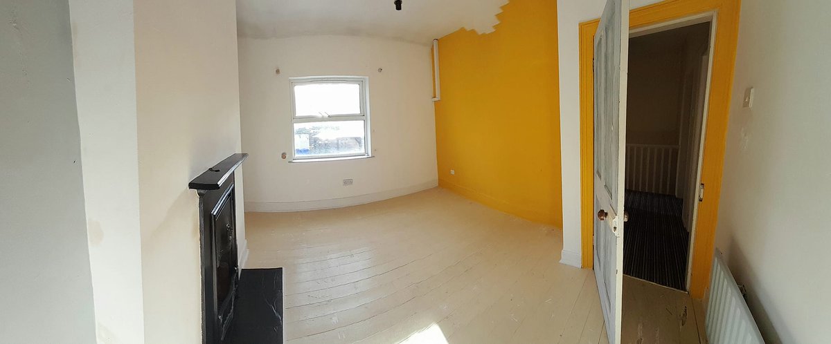 SwanseaArtist's tweet photo. Really happy my husband secured a new studio space for us to work in #Derry city!!
We were stuck for space in our present house so this will allow for much more space to create and paint bigger canvas. 
It will also be a space for viewing my work. 
#art #studio #cityside https://t.co/62S4M2xYuH
