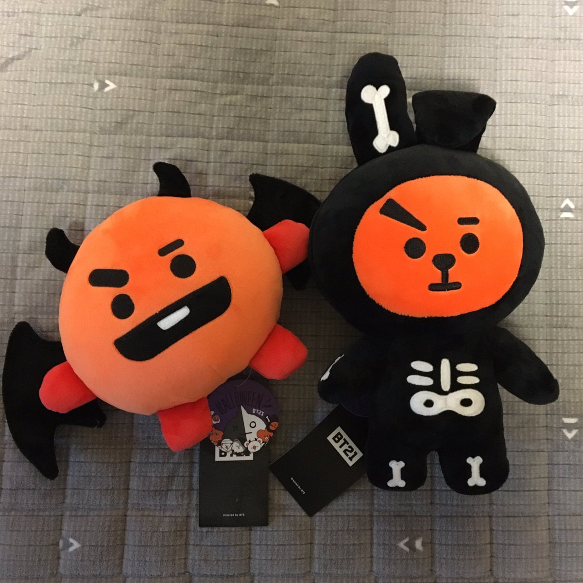 memories193's tweet photo. 방탄소년단 BT21 할로윈 인형 양도
sell BTS BT21 halloween doll

only for KOR add
Sell below cost

쿠키 2.4
슈키 2.1
CU GS반값 +2000 
편택 +3800

슈가 정국 BT21 TATA SHOOKY KOYA RJ MANG
COOKY CHIMMY https://t.co/ITt6LC1UjZ