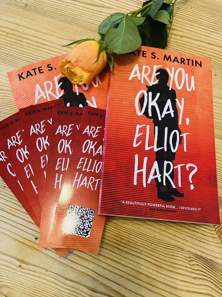 For no other reason than I’m giddy about my new bookmarks! It’s #giveaway time! A signed copy of Are you Okay, Elliot Hart? WITH BOOKMARKS for two lucky people. Just retweet and like to enter. 

🧡 UK only 
🧡 Ends 24/3/23 

#ya #BookTwitter #youngcarer #MentalHealthAwareness