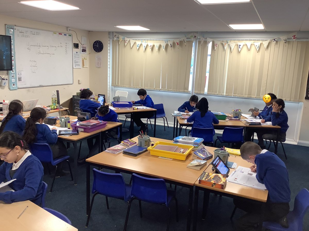 stsilasyear3_4's tweet photo. In writing we started our new topic โThe Blue Umbrellaโ. During our experience day we found synonyms for dark and scary to help us with our writing.
#silaswriting https://t.co/BAzC99GQUL