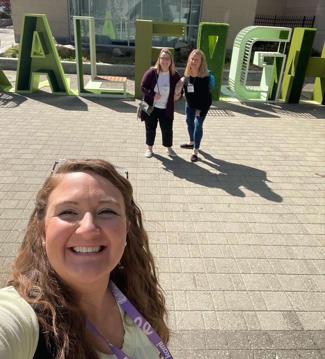 Heather Fulbright 🎀 tweet media