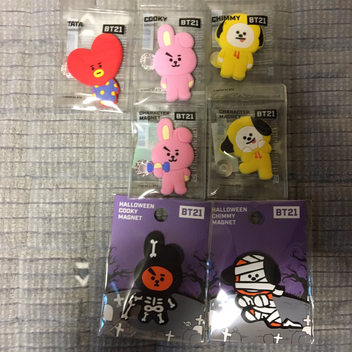 memories193's tweet photo. BT21 마그넷 양도
sell BTS BT21 magnet

only for KOR add
Sell below cost

할로윈버전 4000
일반 운동 3000

CU GS반값 +1800 
편택 +3500

방탄소년단 정국 지민 뷔 BT21 TATA SHOOKY KOYA RJ MANG
COOKY CHIMMY https://t.co/dNE0NaOpTA