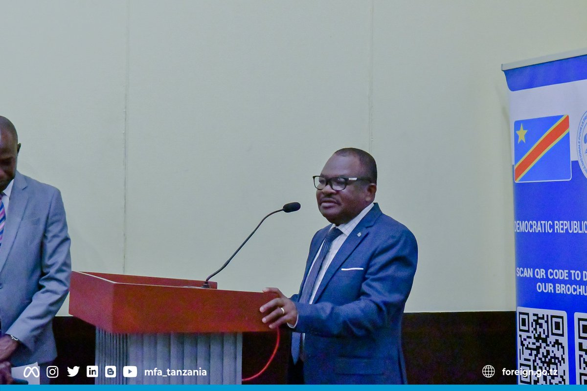 mfa_tanzania's tweet photo. The Tanzania Investment Centre (TIC) together with investment &amp; business stakeholders in the country met with the delegation from the National Agency for Promotion of Investments, (ANAPI) from the DRC in Dar es Salaam &amp; discussed trade &amp;investment opportunities in🇹🇿 &amp; 🇨🇩 https://t.co/Fu34q0o95o