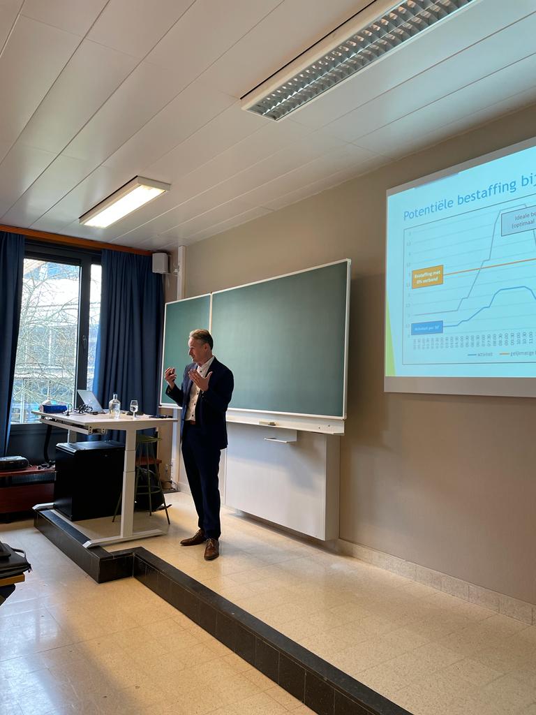 Zorgondersteuning vzw (@zorgvzw) on Twitter photo De 5๏ธโฃe parallel sessie wordt gegeven door <a href="/HCrampe/">Hans Crampe</a> โก๏ธ Lean tools
๐๐ผ Welke lean tools zijn er?
๐๐ผ Welke lean tools kennen jullie?
๐๐ผ Welke lean tools werken wel en welke niet?
Bedankt voor deze waardevolle tips Hans!
#Zorgondersteuning #voorendoordesector #zorgsector De 5๏ธโฃe parallel sessie wordt gegeven door <a href="/HCrampe/">Hans Crampe</a> โก๏ธ Lean tools
๐๐ผ Welke lean tools zijn er?
๐๐ผ Welke lean tools kennen jullie?
๐๐ผ Welke lean tools werken wel en welke niet?
Bedankt voor deze waardevolle tips Hans!
#Zorgondersteuning #voorendoordesector #zorgsector