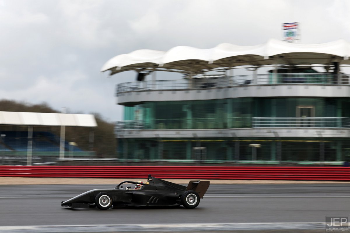 Meaden PR tweet media