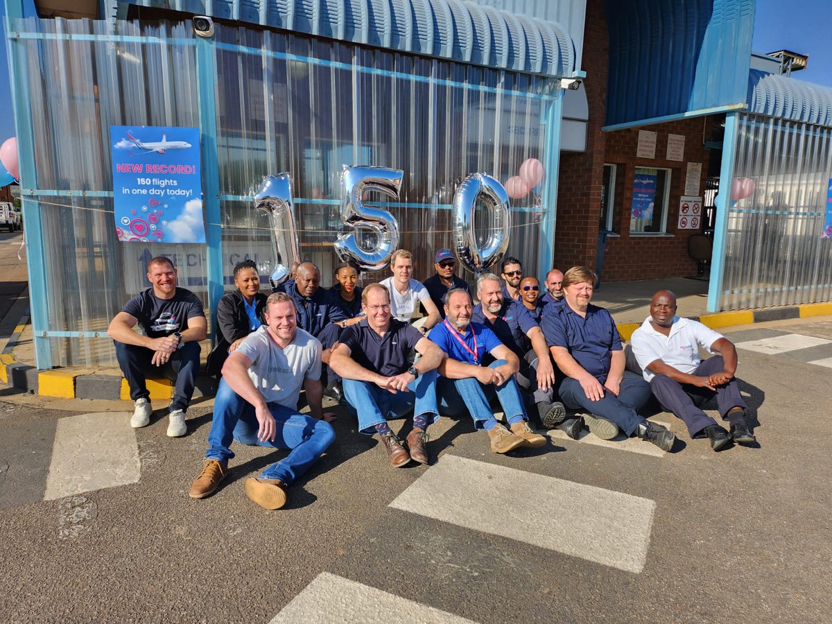 Elmar ✈️ tweet media