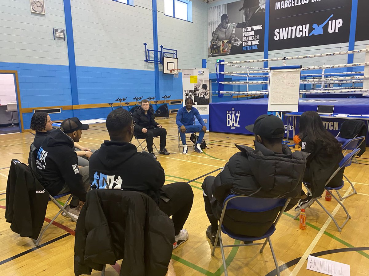 SwitchUpNotts's tweet photo. We welcomed @3pillarsproject to deliver a Sports Leadership course to a group of our young people. The course will support them in gaining a qualification & transferable key skills that can help them with sustainable #employment
#SportsLeadership #TriangleTrust #3Pillars https://t.co/OKyvffLazD
