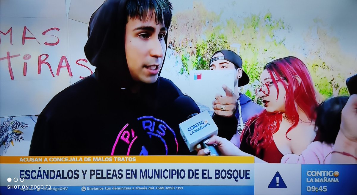 Sebasti45781359's tweet photo. #ContigoCHV el tipo dice:
"Gracias a la concejala porque me dio el subsidio..."
WTF .. mientras existan gente ignorante como está seguiremos siendo un país mediocre y penca. https://t.co/wdeZ7rZnjD