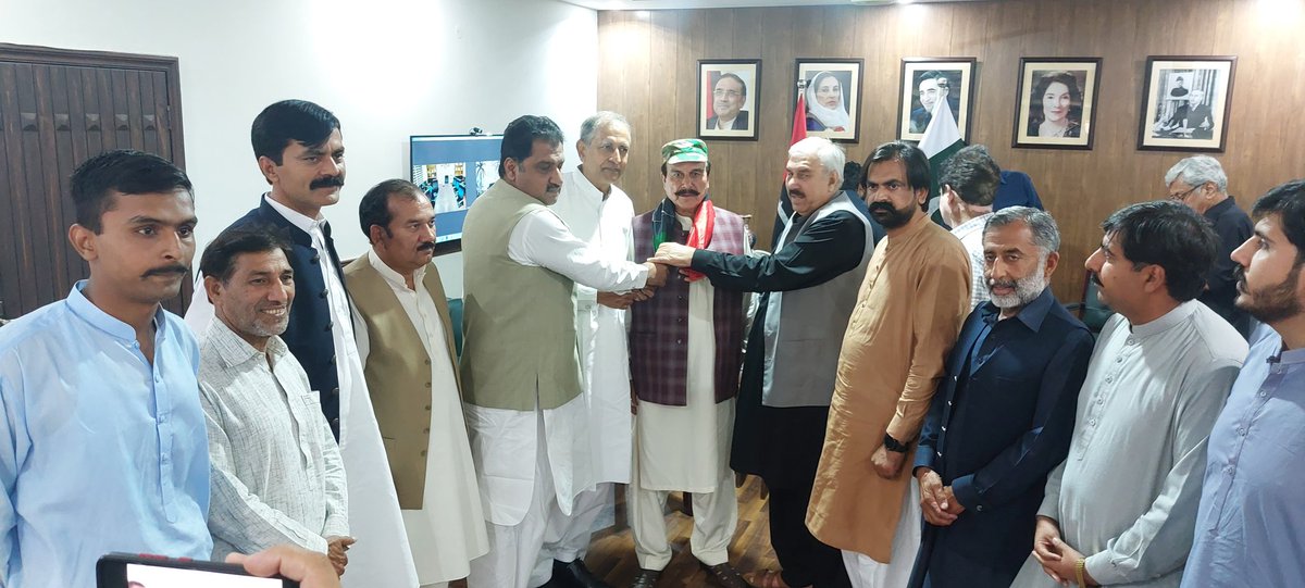 LidoFiRewards's tweet photo. چوہدری لیاقت علی ڈگرا کی شمولیت  ڈویژنل صدر پیپلزیوتھ مظاہر ڈگرا اور چوہدری مجاہد ڈگرا کی خصوصی کاوشوں سے ممکن ھوئی https://t.co/REJa2vHtfk