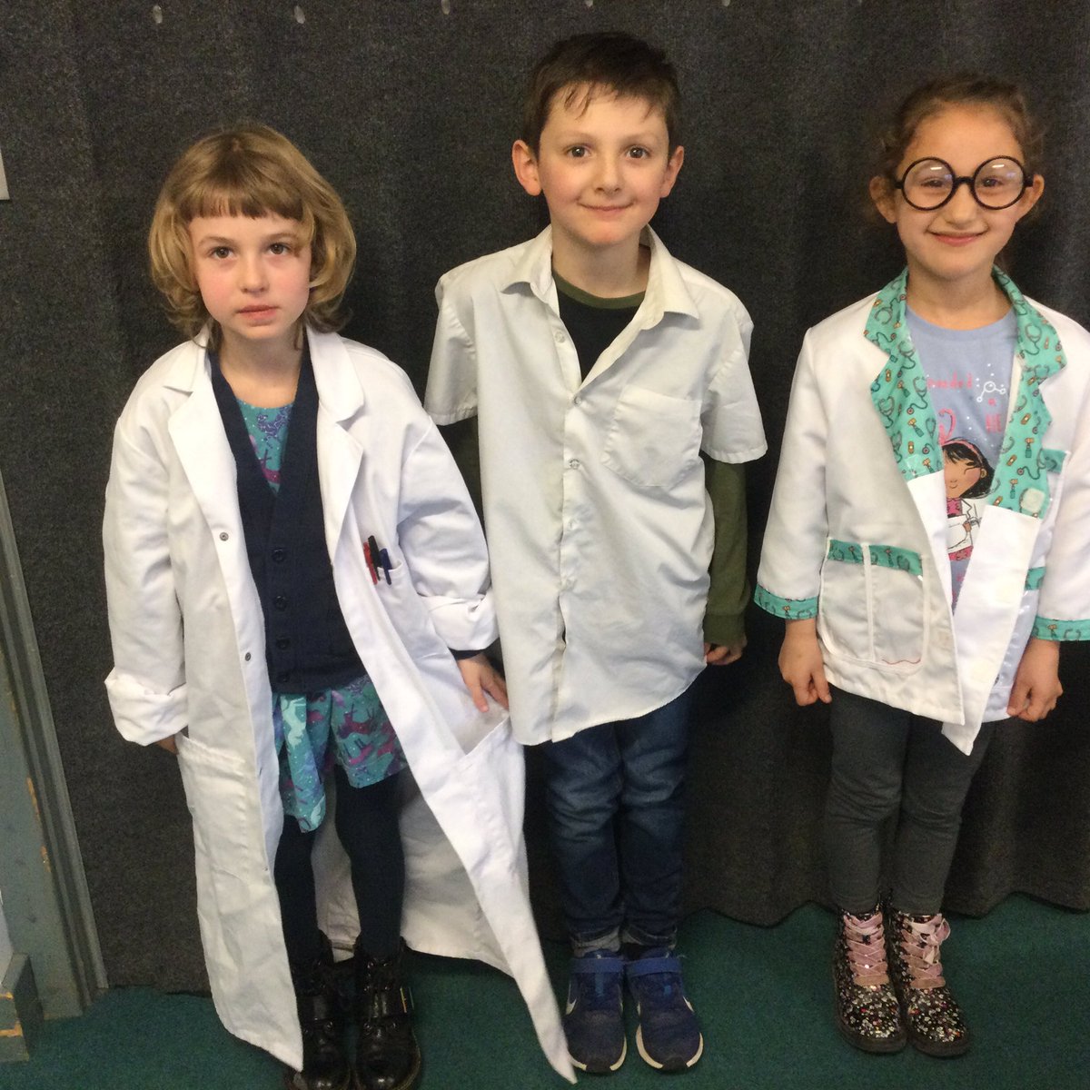 class2foxton's tweet photo. And more outfits. (2) https://t.co/s4vKpwuW8j