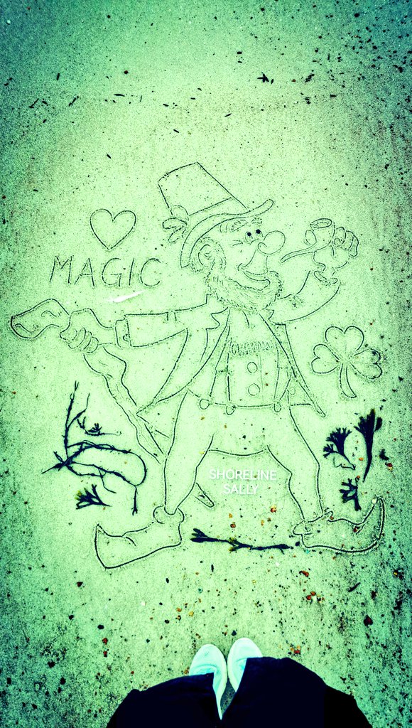 DigiDaughter's tweet photo. Magic 💚🍀 #PatrickBegorra #lephrechaun #stpatricksday #LittleManOfDisneyland @disneyland #JaneWerner #eternaltree #orangetree
💛 #Morein2023 #Covid2022 #Lockdown2021 #morale #VitaminSea 🌊🌊🌊 #DuneToons #Lockdown2020 #comics #cartoons ✍️ #SandBanksy #shorelinesally No.1829 https://t.co/S1vakSzaWt