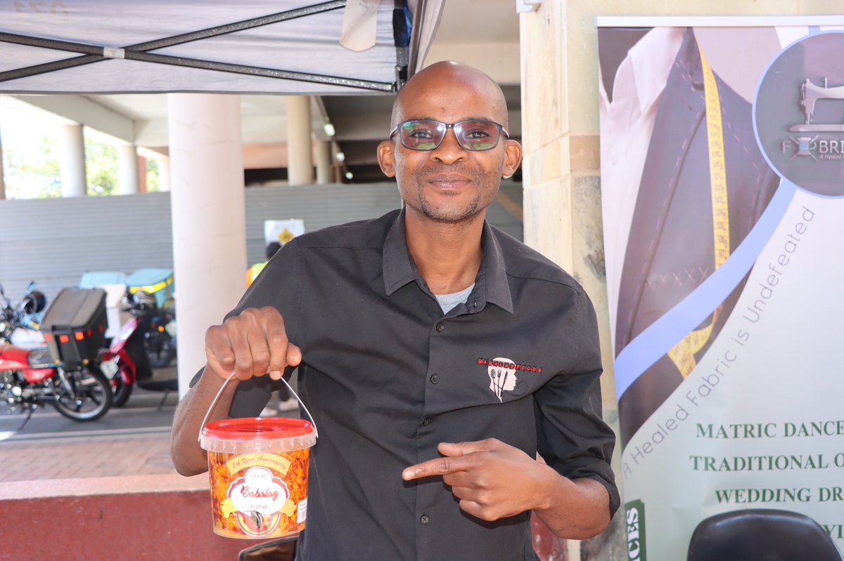 DSBD_SA's tweet photo. Benny's Babalaz Archar is a product prepared using  unique spices  and chilli.

The business is owned by  Benny Chere and is based in both Sheshego, Polokwane.

The owner is passionate about food canning and  agro-processing.

On their shelves is :

Jalapeno archar
Mild archar https://t.co/TlTg6Gz0W3