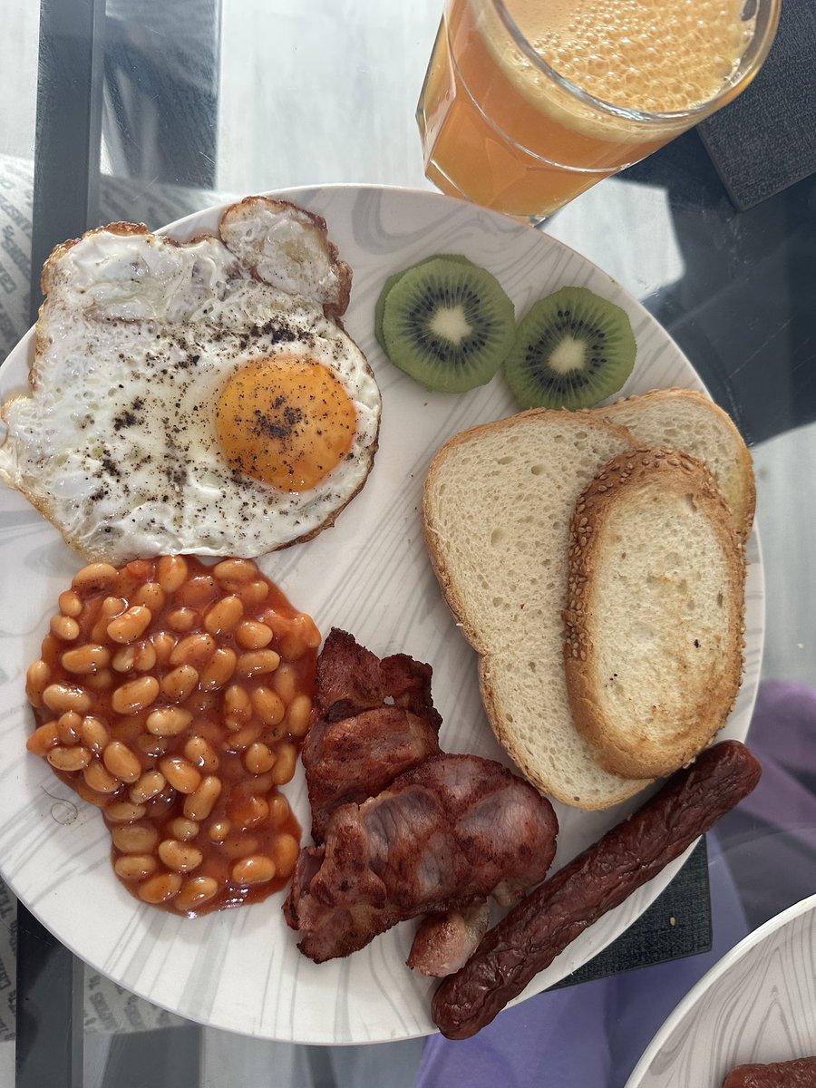 St. Patrick’s day breakfast 😍 #QUBMScBloggers