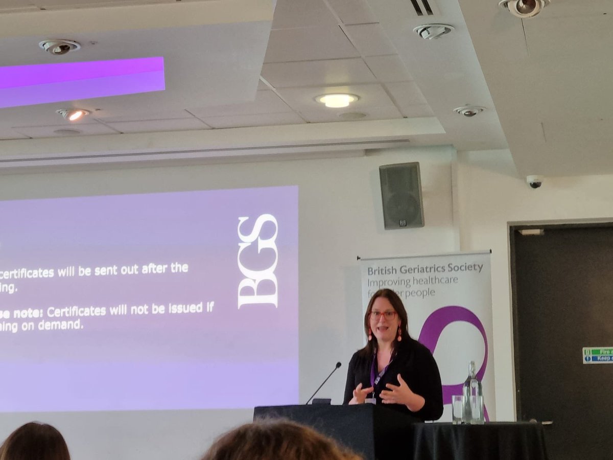 Our fabulous CI <a href="/DrEmHenderson/">Emily Henderson</a> with a shout-out for recruitment for our last 37 participants! Please please please help us out with our final recruitment push to get our 600 participant target #finalcountdowntotarget #chiefpd #BGSConf