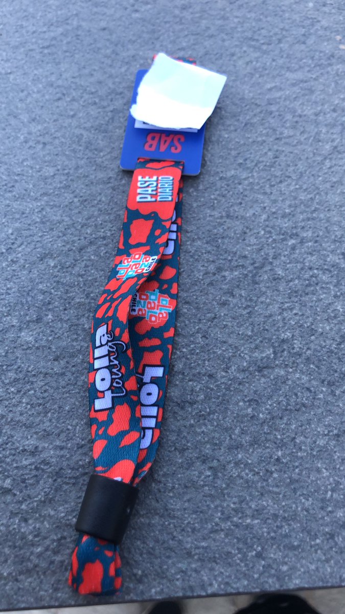 Daisy____'s tweet image. VENDO PULSERA LISTA VIP LOLLA LOUNGE PARA MAÑANA SÁBADO VENDO EN $200.000 (conversable) entrego presencial ♥️ @lollapaloozacl @VendoEntradas @Buscoentradas #Lollapaloozachile #LollaCL2023