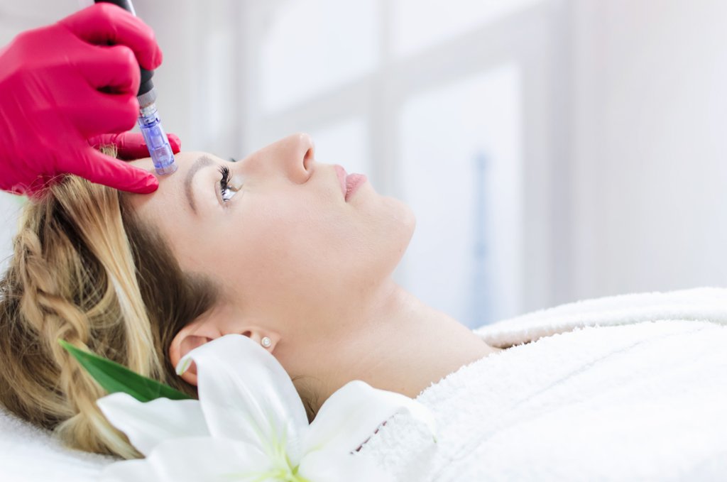 HolladayDerm's tweet photo. At Holladay Dermatology Clinic, we offer SkinPen®, the first microneedling device cleared by the FDA to safely and effectively treat facial acne scars. Visit our website to learn more about microneedling: 
https://t.co/IzLNW80tFH https://t.co/YPXwLKDbwN