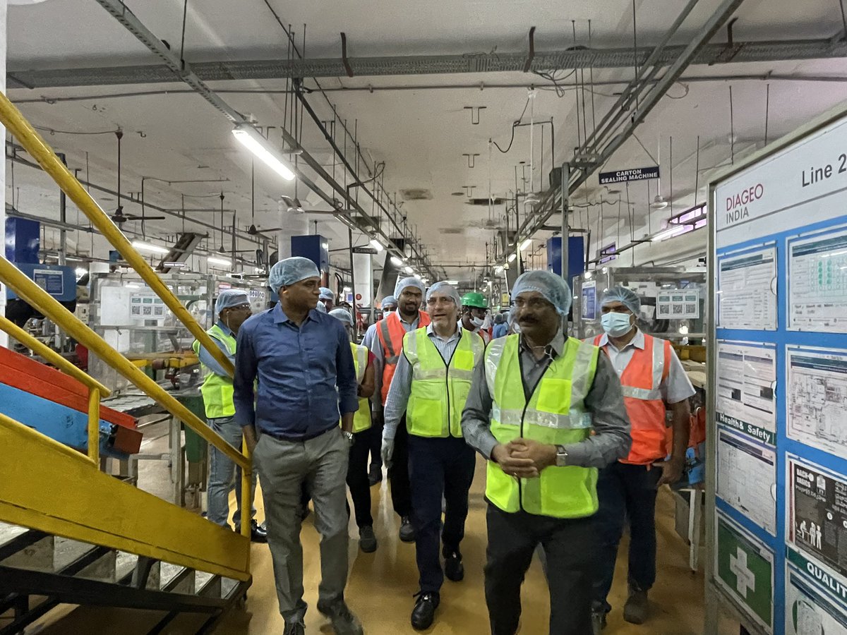 UKinHyderabad's tweet photo. Visited UK 🇬🇧 Diageo
manufacturing unit in Malkajgiri today. 

Impressed by their alignment to UN SDGs and their green facility that ensures 100% water replenishment and 
efforts to achieve carbon neutrality and sustainability. https://t.co/b5ecAYCXsG