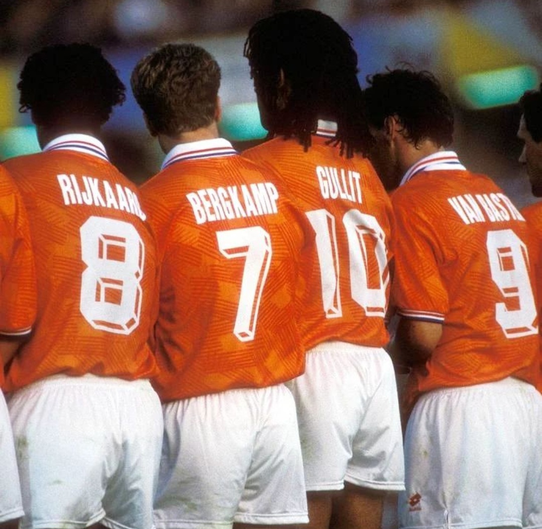 90sfootball's tweet photo. What a wall 🇳🇱 https://t.co/LceAxN0tuW