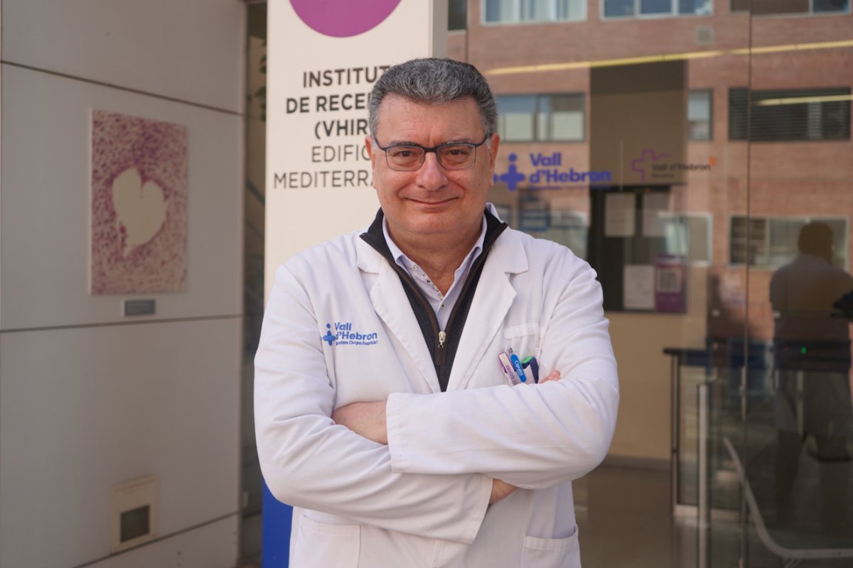 Vall d'Hebron (@vallhebron) on Twitter photo Un estudi, en què ha participat el <a href="/VHIR_/">Vall d'Hebron Institut de Recerca</a>, ha trobat que el consum de cafè pot protegir a les persones amb diabetis de patir una retinopatia diabètica. Aquesta complicació oftalmològica és la principal causa de pèrdua de visió i ceguesa en diabètics.
Més:
vhc.cat/Cafe-ceguesa-d… Un estudi, en què ha participat el <a href="/VHIR_/">Vall d'Hebron Institut de Recerca</a>, ha trobat que el consum de cafè pot protegir a les persones amb diabetis de patir una retinopatia diabètica. Aquesta complicació oftalmològica és la principal causa de pèrdua de visió i ceguesa en diabètics.
Més:
vhc.cat/Cafe-ceguesa-d…
