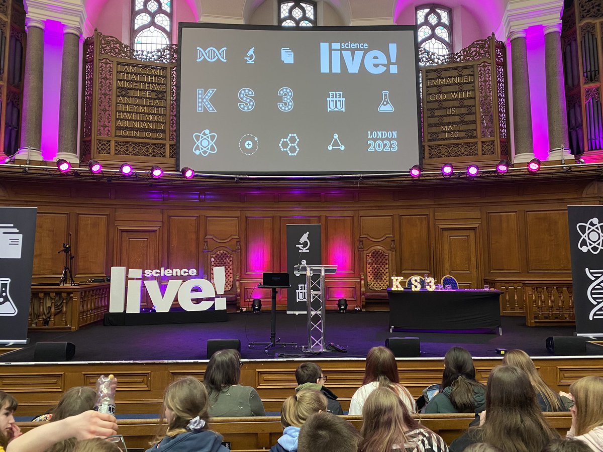 NbhsScience's tweet photo. Very exciting times at Science Live! Students are very eager, but Mrs Franklin, Mrs Amor and Miss Butterworth (particularly the first 2!) are mega excited to see @ProfRWinston in particular! #UpAndAtom #HowMoleculeIsThis? https://t.co/spxnvvynxL