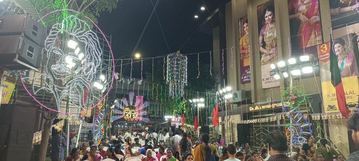 KOLATHURDMKITW's tweet photo. திராவிடபாடல் - 44

கற்போர் போற்றும் சொற்போர்

தலைமை ஐ.சி.எப்.வ.முரளிதரன் பகுதி கழக செய்லாளர்

முன்னிலை அண்ணன் @PKSekarbabu MLA, செ கி மா செ , மாண்புமிகு அறநிலையத்துறை அமைச்சர்.

சொற்போர் அரங்கத்தை துலக்கி விவந்து உரையாற்றுபவர்

திரு.சி.வெ.கணேசன்
மாண்புமிகு தொழிலாளர் நலன் திறன் https://t.co/xS2KMwAFKs