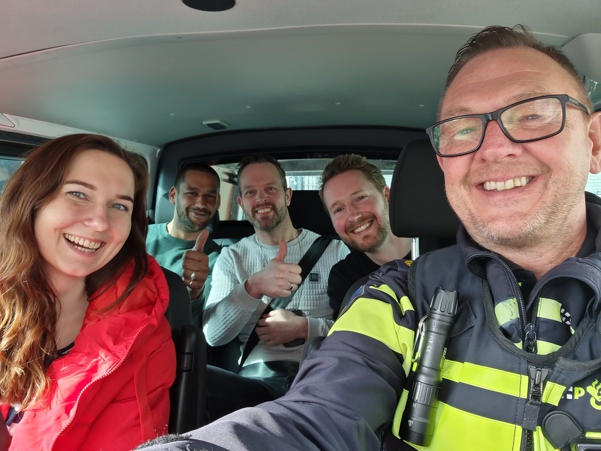 Wijkagent Arjen Schut tweet media