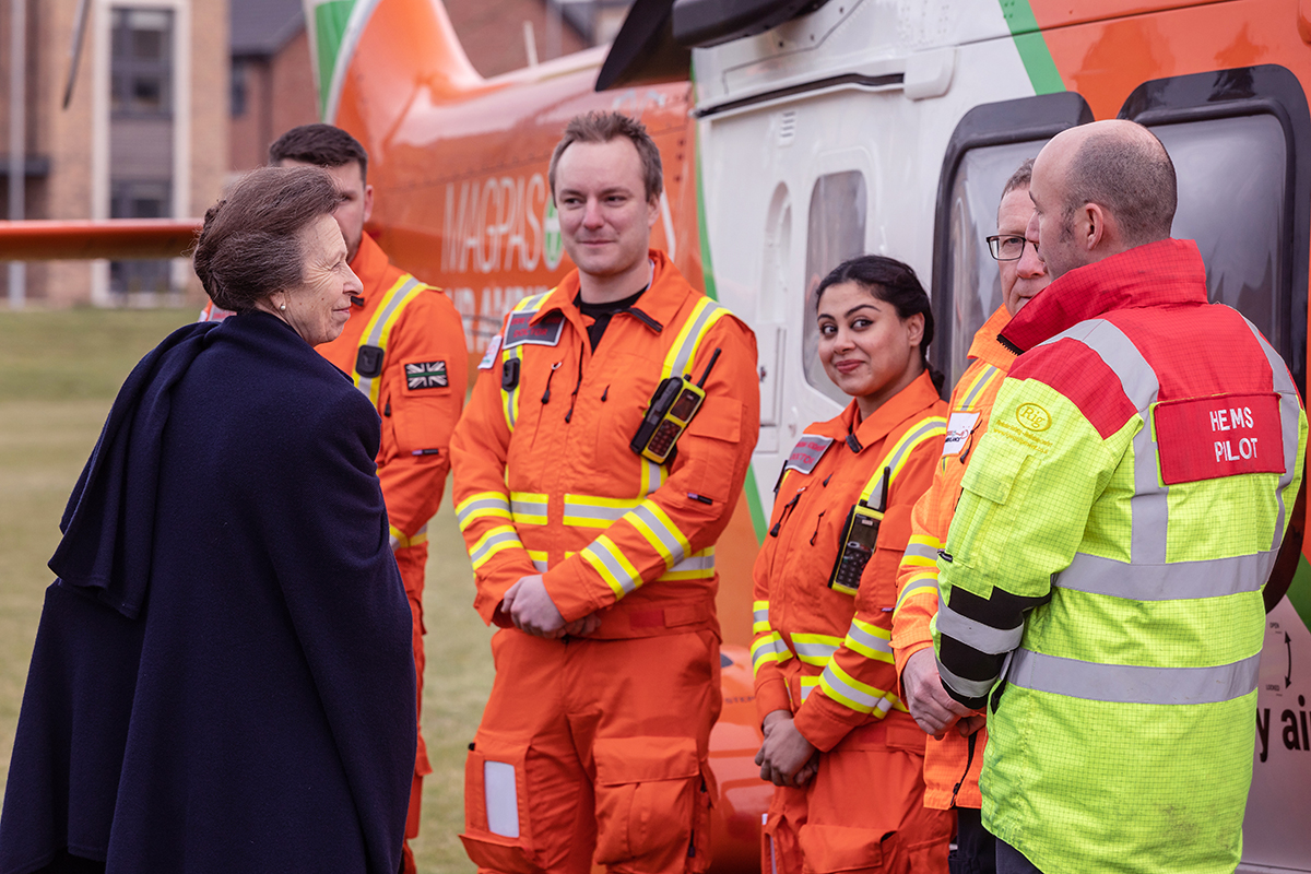 AlconburyCampus's tweet photo. Last month, @Magpas_Charity staff, clinicians and former patients welcomed HRH The Princess Royal to the site of the charity’s new base, to unveil a cornerstone for the new building which is mid-way through construction. 🚁 
https://t.co/pWA8OIsUtt #Magpas #ThePrincessRoyal https://t.co/jqgu6FiaKN