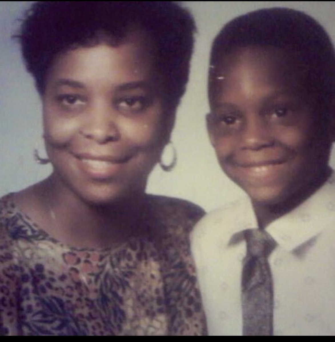 sheets851's tweet image. Happy Heavenly Birthday Ma! Alot has changed over the years. I pray that you can see from the heavens above that I became the man, husband and father, you raised me to be! I love you and miss you so much‼️🙏🏿♥️#ripma #StPatrickDay